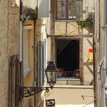 A L'epoque Apartmán *